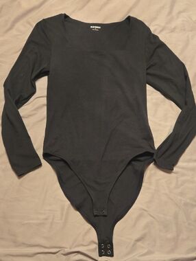 Old Navy Black Long-Sleeve Kids Bodysuit with Snap Closure